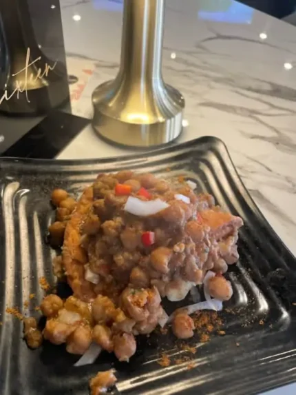 Aloo Samosa Chaat