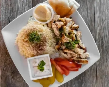Chicken Shawarma Plate (Comes With 2 Sides)
